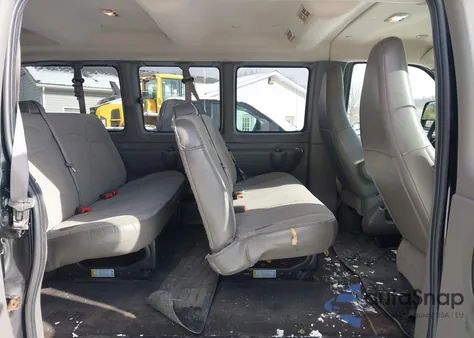 2022 GMC Savana Passenger Rwd 3500 Extended Wheelbase Lt z USA, uszkodzony, nr VIN 1GJZ7PFP9N1202670